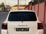 Porsche Cayenne 2004 года за 4 500 000 тг. в Караганда – фото 2