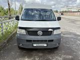 Volkswagen Transporter 2006 года за 6 100 000 тг. в Шымкент