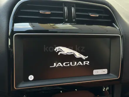 Jaguar F-Pace 2018 года за 16 800 000 тг. в Алматы – фото 19