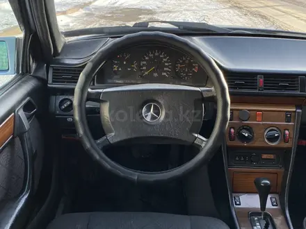 Mercedes-Benz E 230 1992 года за 1 700 000 тг. в Астана – фото 11