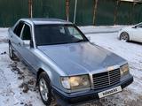 Mercedes-Benz E 230 1992 года за 1 700 000 тг. в Астана – фото 5