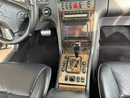 Mercedes-Benz E 320 2001 года за 8 100 000 тг. в Алматы – фото 12