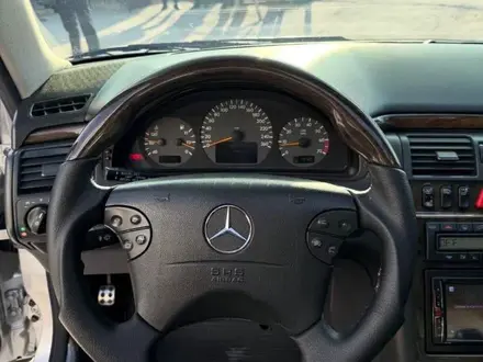 Mercedes-Benz E 320 2001 года за 8 100 000 тг. в Алматы – фото 20