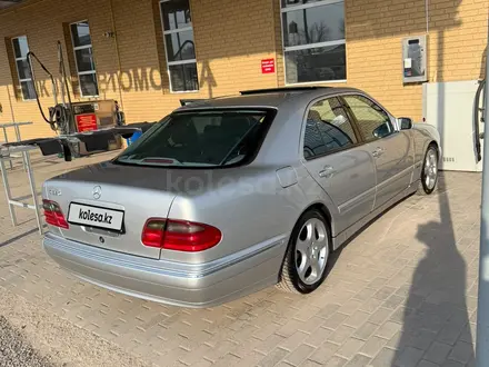 Mercedes-Benz E 320 2001 года за 8 100 000 тг. в Алматы – фото 9