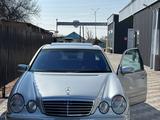 Mercedes-Benz E 320 2001 года за 8 100 000 тг. в Алматы – фото 2