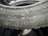 235/50R19 шип Bridgestone Blizzak Spike 3 за 157 400 тг. в Астана – фото 3