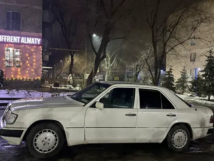 Mercedes-Benz E 260 1992 года за 2 490 000 тг. в Алматы – фото 8