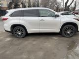 Toyota Highlander 2019 года за 17 000 000 тг. в Павлодар – фото 4