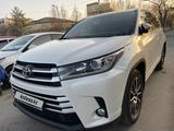 Toyota Highlander 2019 года за 17 000 000 тг. в Павлодар – фото 2