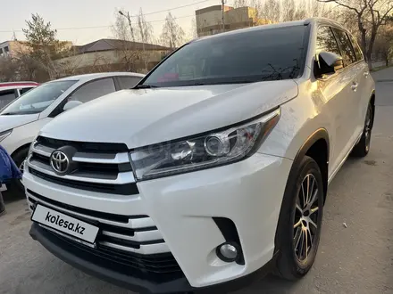 Toyota Highlander 2019 года за 17 000 000 тг. в Павлодар – фото 2