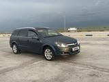 Opel Astra 2011 года за 3 800 000 тг. в Тараз – фото 2