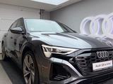 Audi Q8 e-tron 55 S line 2023 года за 39 590 000 тг. в Астана – фото 2