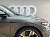 Audi Q8 e-tron 55 S line 2023 года за 39 590 000 тг. в Астана – фото 5