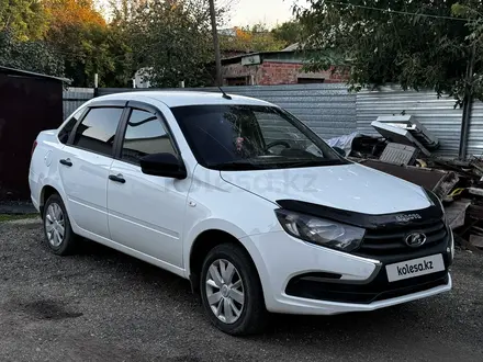 ВАЗ (Lada) Granta 2190 2019 года за 4 100 000 тг. в Астана – фото 2