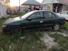 Opel Omega, 1995