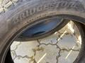 Шины Bridgestone 235/55/19 за 50 000 тг. в Алматы – фото 3