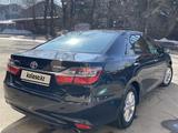 Toyota Camry 2016 годаүшін9 600 000 тг. в Алматы – фото 2