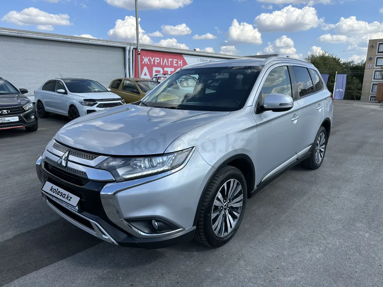 Mitsubishi Outlander, 2019