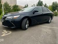 Toyota Camry 2017 годаfor9 400 000 тг. в Шымкент