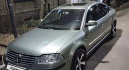 Volkswagen Passat 2002 годаүшін2 600 000 тг. в Алматы