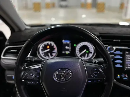 Toyota Camry 2019 года за 13 500 000 тг. в Караганда – фото 19