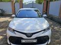 Toyota Camry 2019 годаүшін10 300 000 тг. в Актобе
