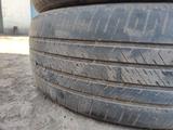 Шины Bridgestone 235/55/20 за 30 000 тг. в Караганда – фото 5