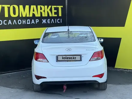 Hyundai Solaris 2015 года за 4 150 000 тг. в Семей – фото 5