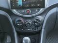 Hyundai Solaris 2015 года за 4 150 000 тг. в Семей – фото 10