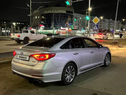 Hyundai Sonata 2015 года за 7 000 000 тг. в Атырау – фото 3