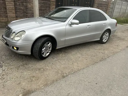 Mercedes-Benz E 220 2008 года за 4 500 000 тг. в Тараз – фото 5