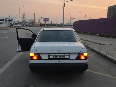 Mercedes-Benz E 230 1992 года за 1 300 000 тг. в Туркестан – фото 12