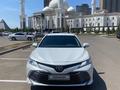 Toyota Camry 2019 года за 15 500 000 тг. в Астана – фото 2
