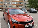 Kia Rio 2021 года за 8 400 000 тг. в Уральск