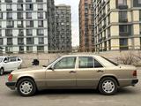 Mercedes-Benz E 230 1991 года за 1 999 999 тг. в Алматы – фото 2