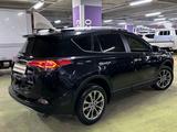 Toyota RAV4 2017 года за 9 999 999 тг. в Атырау – фото 5