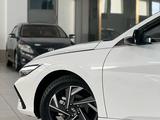 Hyundai Elantra 2023 года за 9 000 000 тг. в Шымкент – фото 5