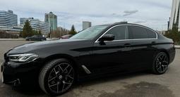 BMW 530 2021 года за 27 000 000 тг. в Астана – фото 2