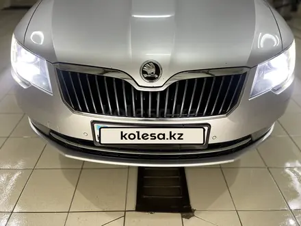 Skoda Superb 2014 года за 9 000 000 тг. в Уральск – фото 18