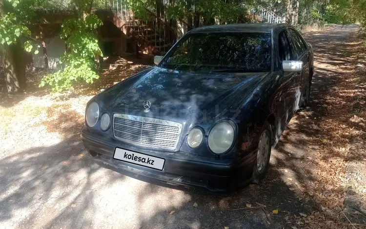 Mercedes-Benz E 200 1996 года за 1 400 000 тг. в Алматы