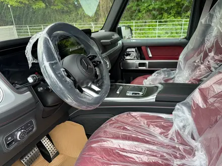 Mercedes-Benz G 63 AMG 4MATIC 2026 года за 160 000 000 тг. в Алматы – фото 7
