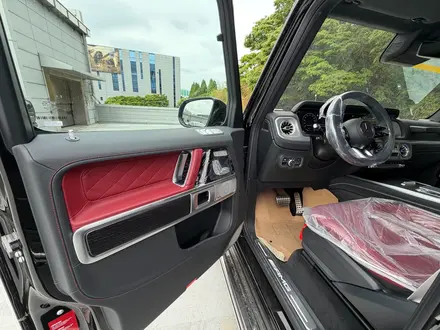 Mercedes-Benz G 63 AMG 4MATIC 2026 года за 160 000 000 тг. в Алматы – фото 11