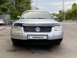 Volkswagen Passat 2002 года за 2 650 000 тг. в Астана – фото 3