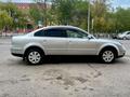 Volkswagen Passat 2002 годаfor2 650 000 тг. в Астана – фото 5