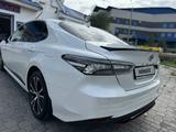 Toyota Camry 2020 года за 13 900 000 тг. в Экибастуз – фото 4