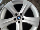 R19 5x120 J10 ET 21 оригинальный диск BMWүшін80 000 тг. в Алматы