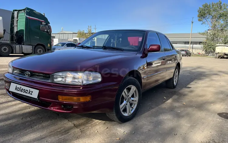 Toyota Camry 1995 года за 2 700 000 тг. в Астана