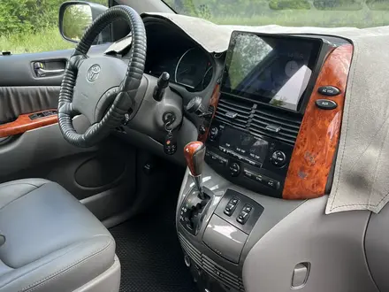 Toyota Sienna 2010 года за 10 000 000 тг. в Актобе – фото 13