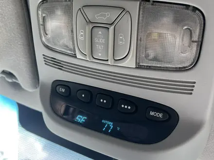Toyota Sienna 2010 года за 10 000 000 тг. в Актобе – фото 23