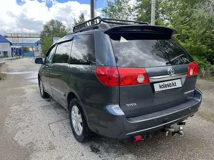 Toyota Sienna 2010 года за 10 000 000 тг. в Актобе – фото 5
